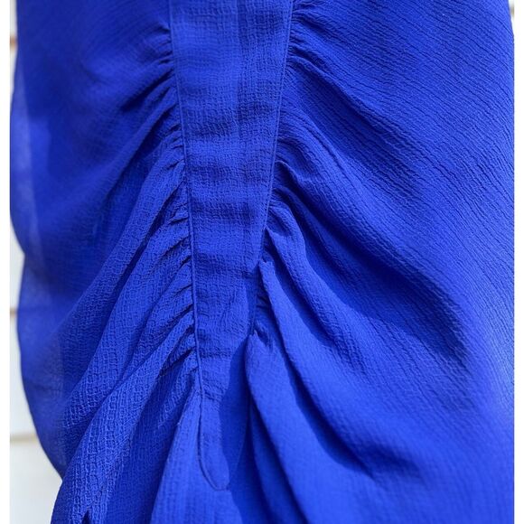 Urban Outfitters Silence & Noise bright blue sleeveless mini dress. Bare back, 2 - Picture 6 of 10